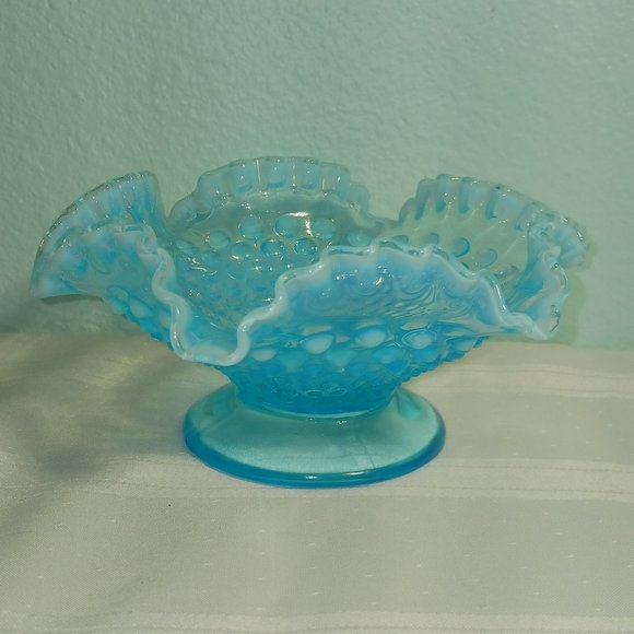 Vintage Fenton Hobnail Blue Opalescent Ruffle Top Dish - Picture 2 of 5